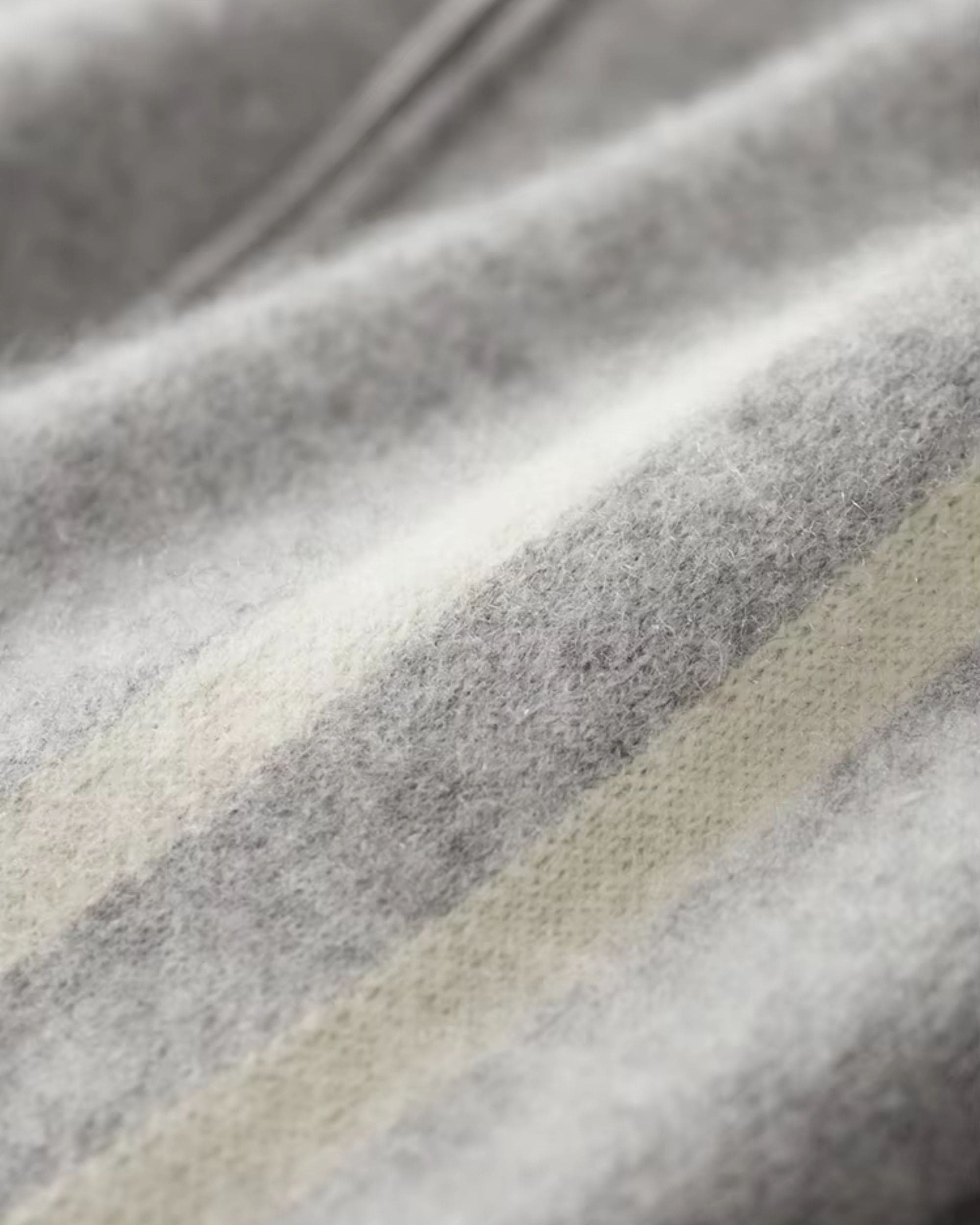 Merino-Cashmere Contrast Sleeve Knit