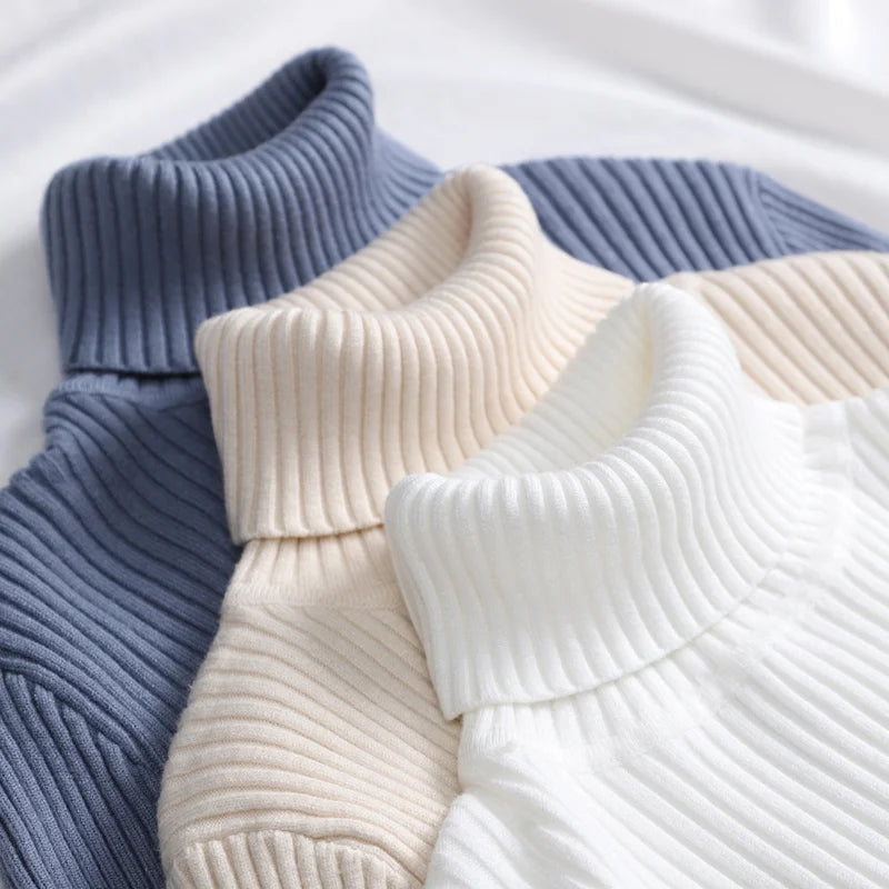 Turtleneck blouse - Winter Essential