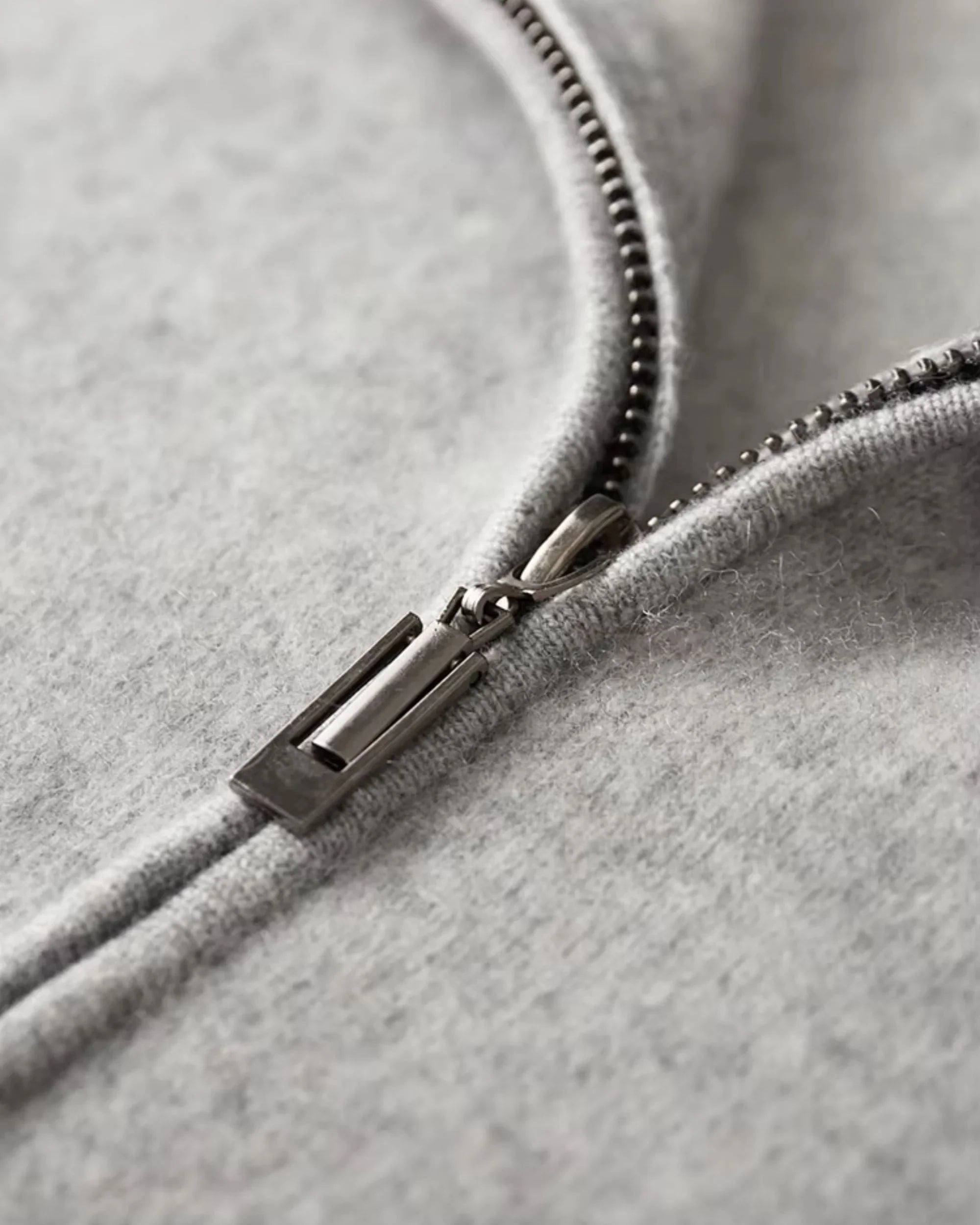 Merino-Cashmere Contrast Sleeve Knit