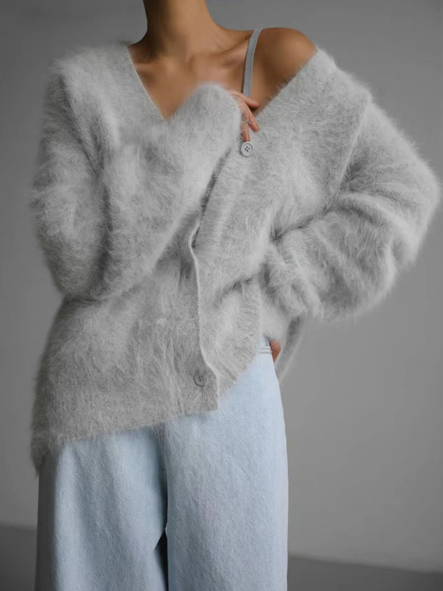 Notting Hill Oversized Knit - Oversized winter cardigan
